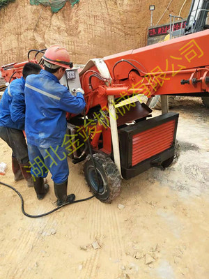 专利筑基石，品牌塑未来 创新驱动下扒渣机制造企业的生存与发展之道